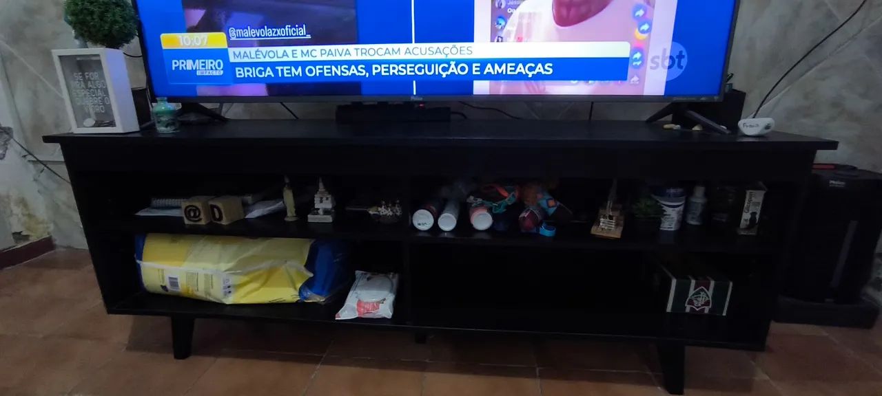 Rack para sala de estar Preto para Tvs até 65 polegadas  - Foto 2