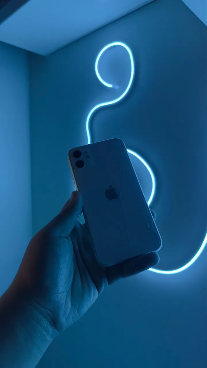 iPhone 11 64GB - Único dono!