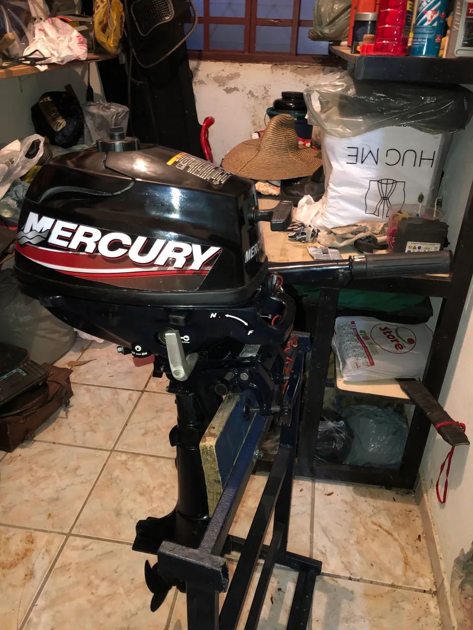 Motor de popa,  3.5 HP 4 tempo mercury