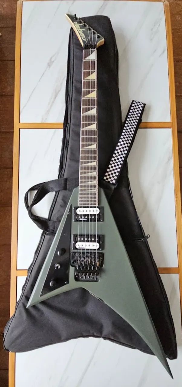 JS Series Rhoads JS32 LH canhota na caixa e acompanha bag - Foto 2