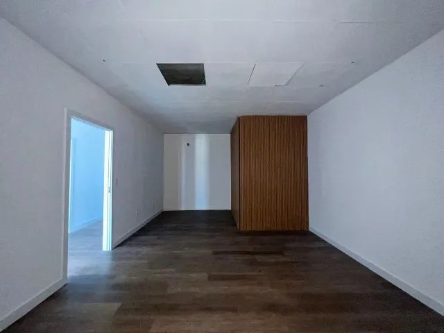 Sala com 98,98m² de área privativa - Condomínio Empresarial - Foto 2