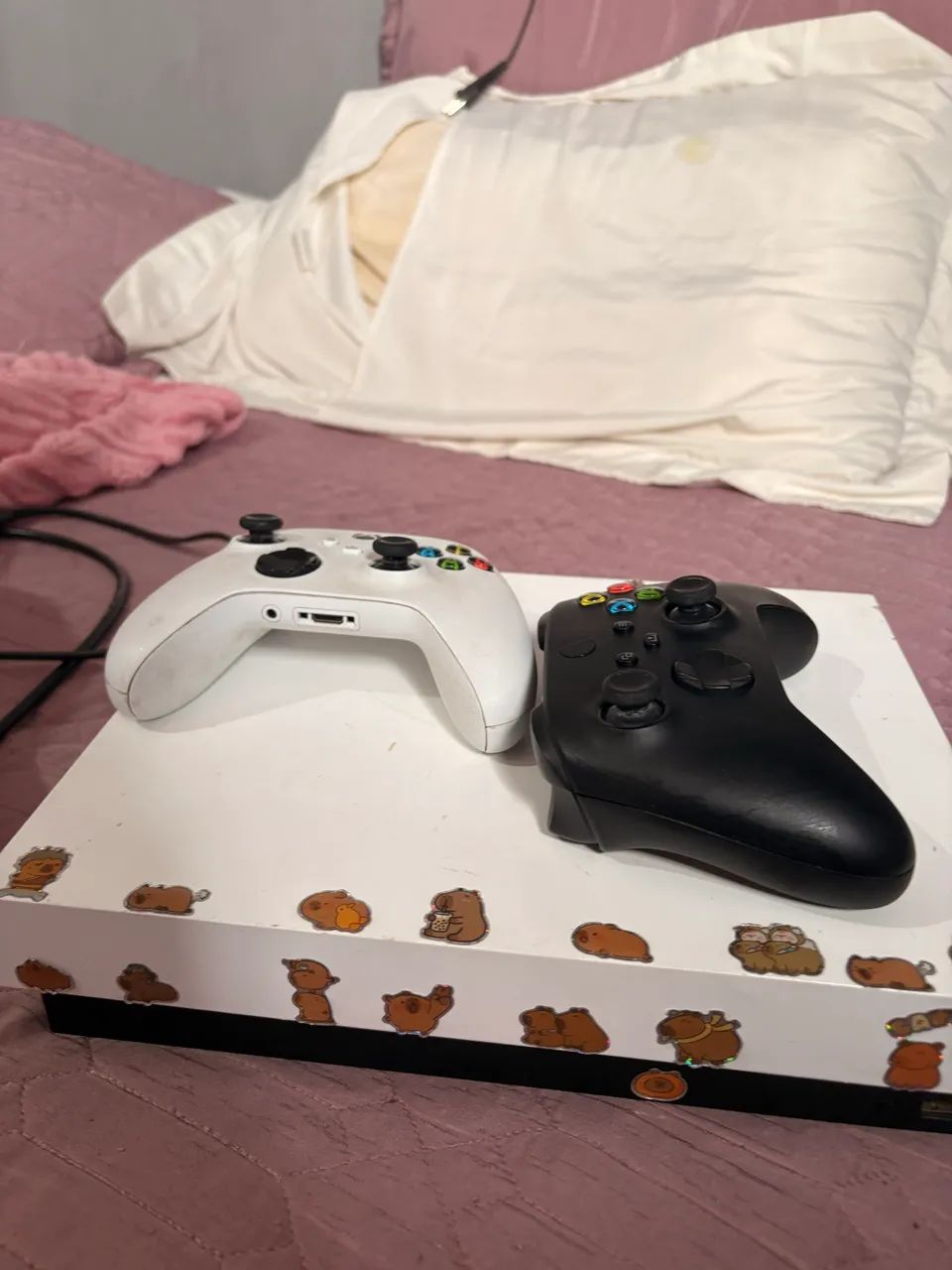 Xbox one mais dois controles 