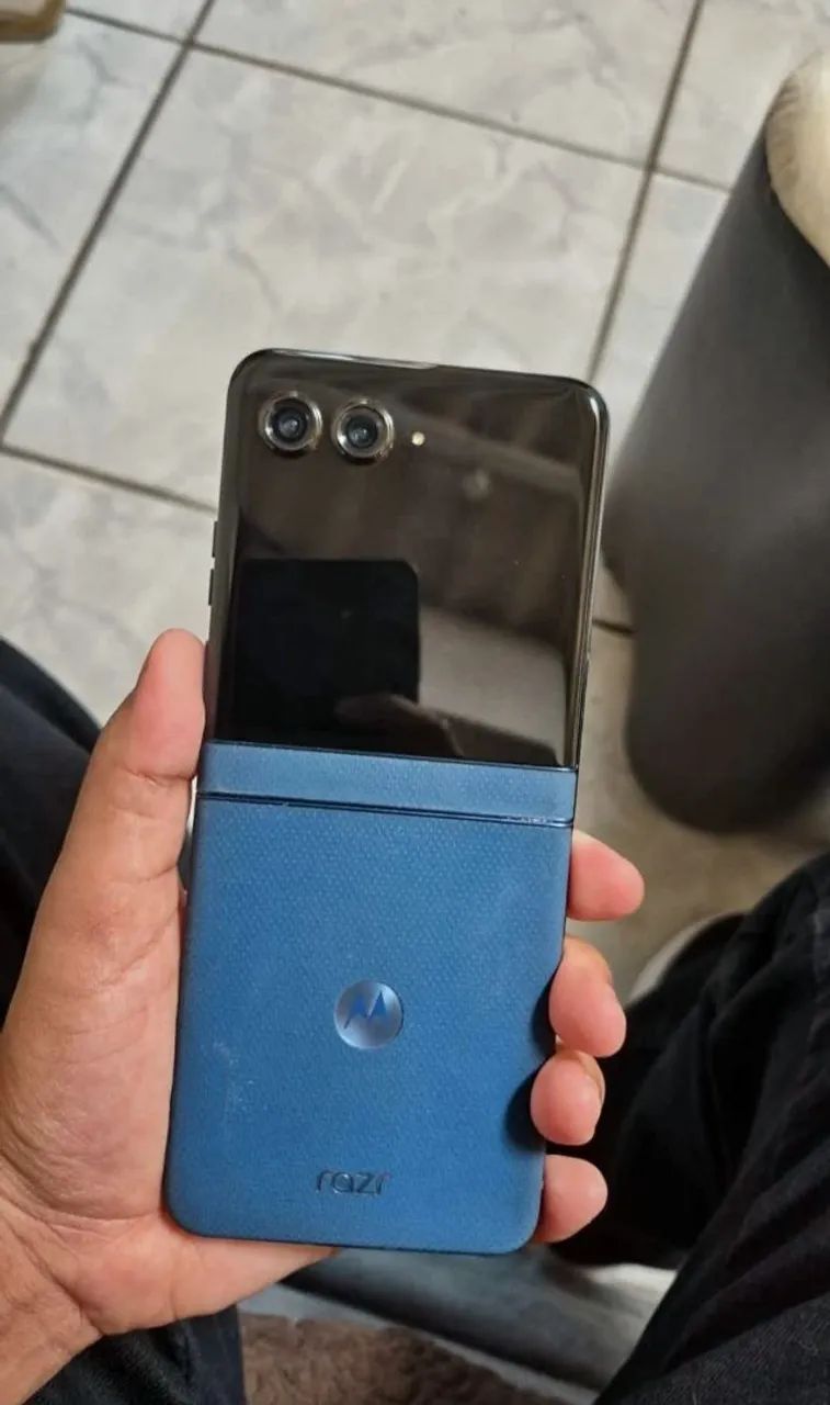 Moto RAZR 60  - Foto 3