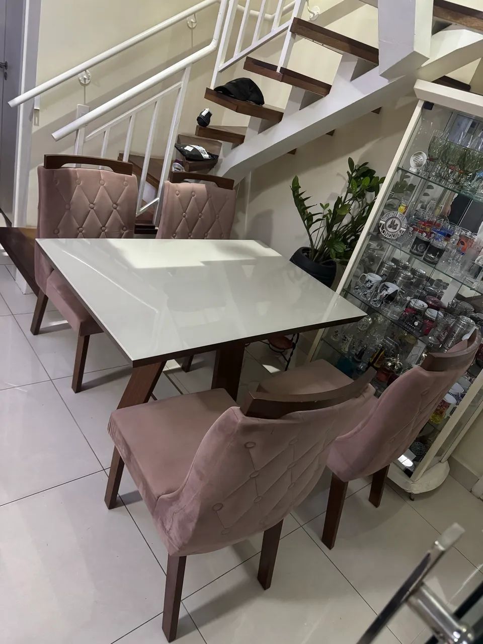 Mesa de jantar com 4 cadeiras  - Foto 2