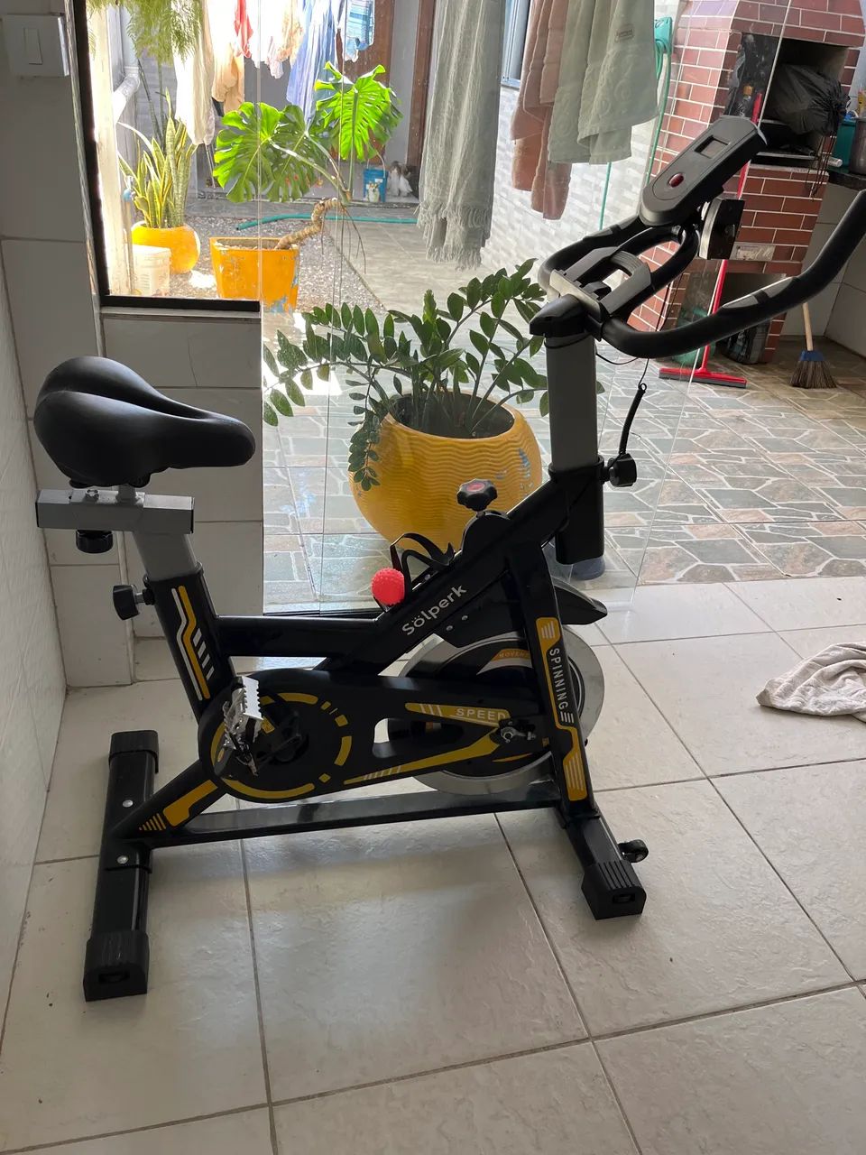 Bicicleta ergométrica novinha