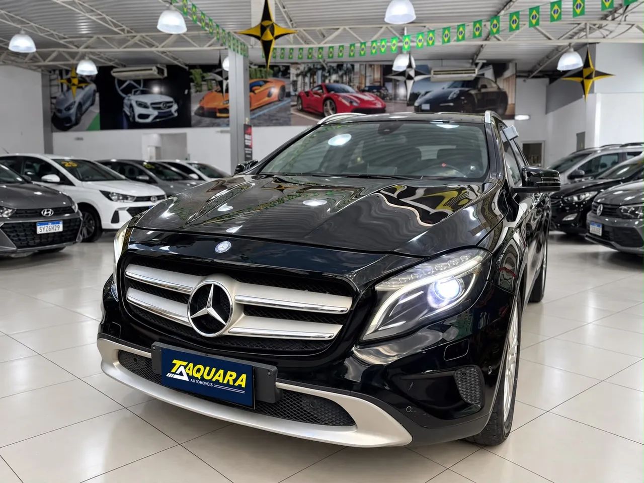 Mercedes-Benz GLA 200 Adv. 1.6/1.6 TB 16V Flex Aut. 2016
