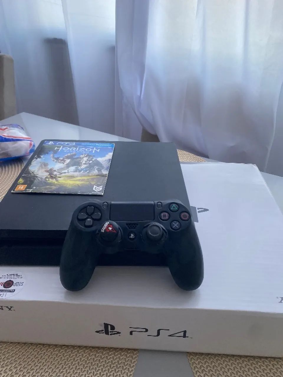 PS4 Slim 1TB - Foto 3