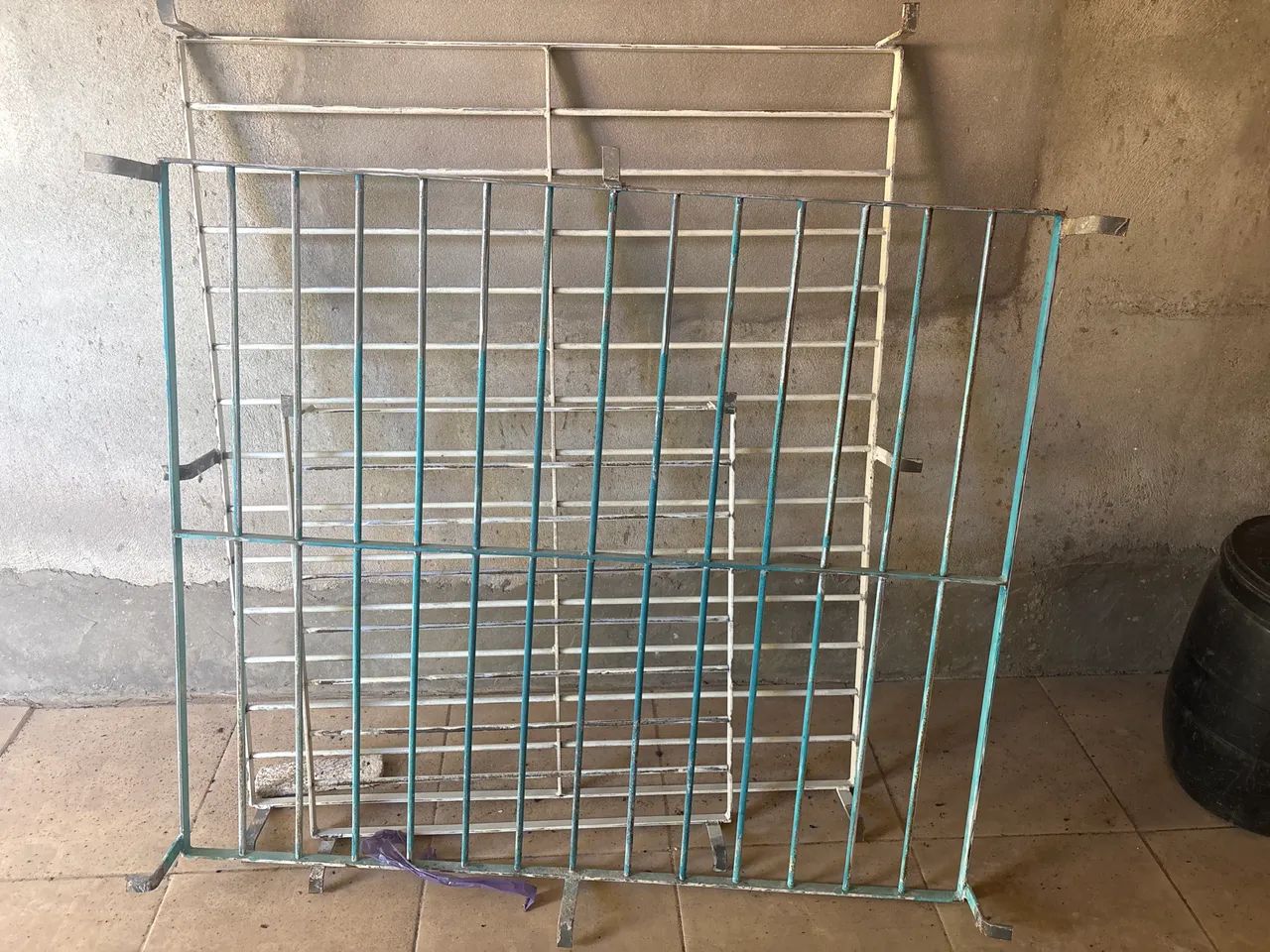 3 Grade para proteger janelas ferro maciço 