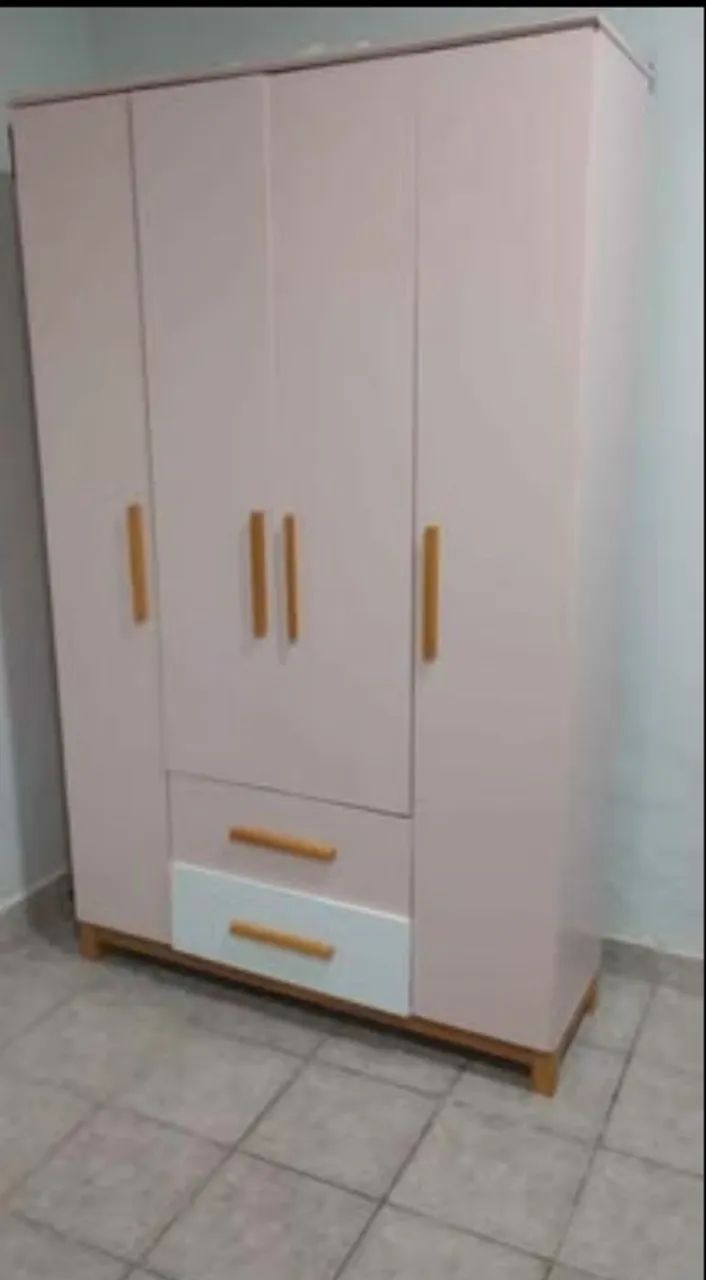 Guarda roupa infantil 