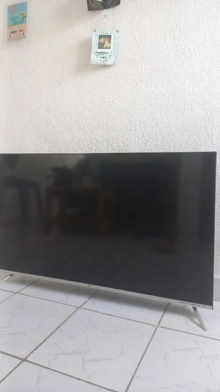 TV PHILCO 50 POLEGADAS PRA RETIRADA DE PEÇAS (APENAS COM O DISPLAY QUEIMADO) - Foto 3