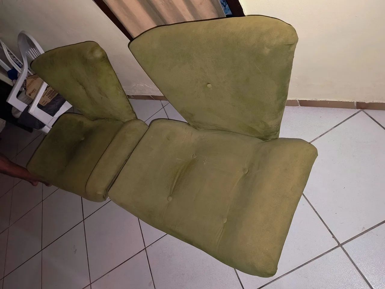 Par De Poltronas / Cadeiras Decorativas Suede Para Sala, Quarto Ou Recepção - Foto 4