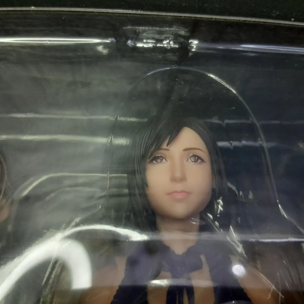 Play Arts Kai Tifa Lockhart Blue Dress Version Original Lacrada - Foto 2