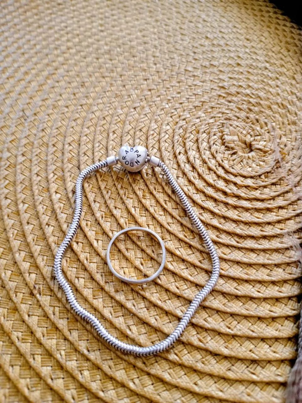 Pulseira prata Pandora/ Anel prata  - Foto 4