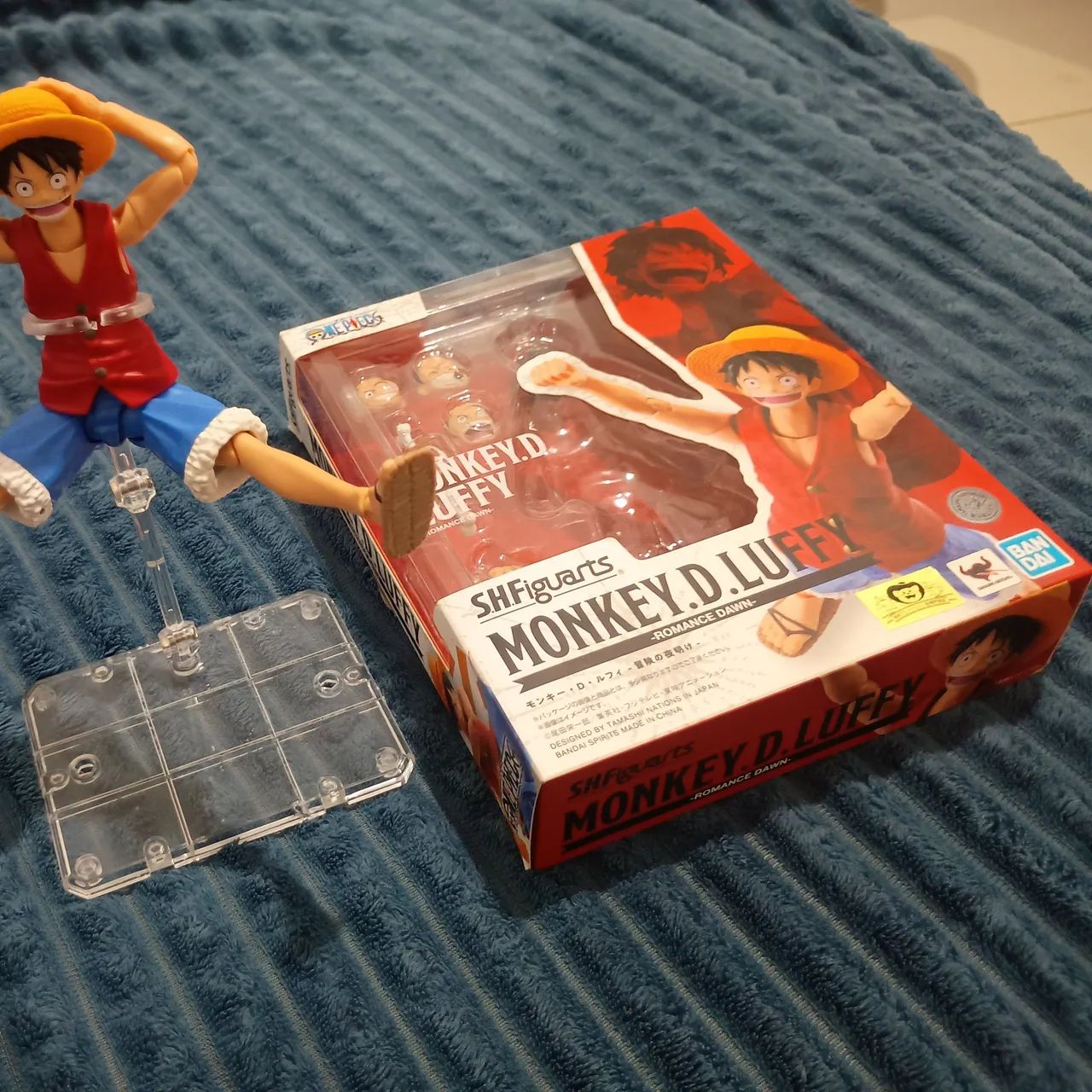 LUFFY SH FIGUARTS ROMANCE DAWN + SUPORTE - Foto 2