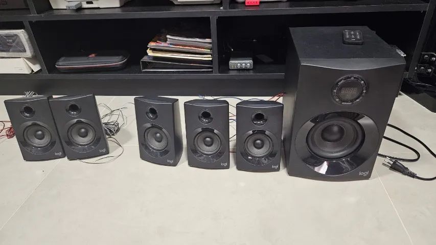 Caixa de som Multimidia Logitech Z607