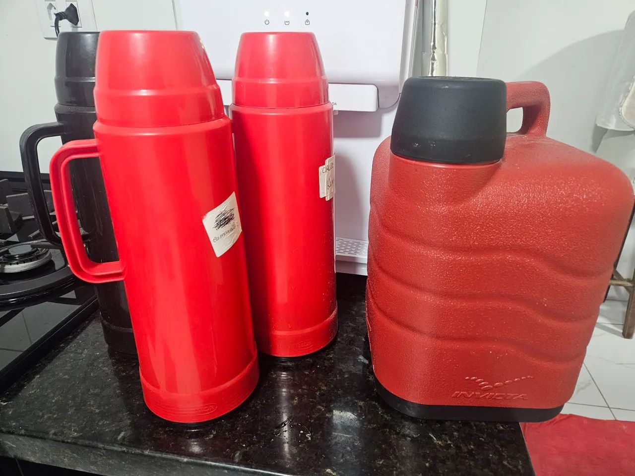 Garrafas térmicas e copo americano  - Foto 2