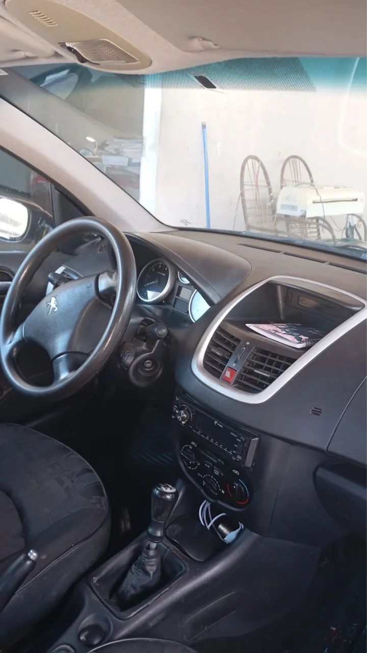 Peugeot 207 2011