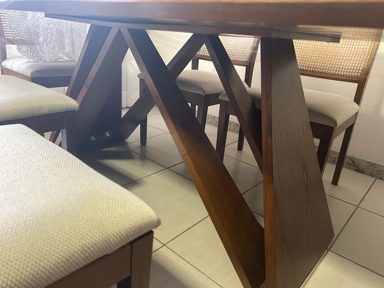 Conjunto de Mesa e Cadeiras - Foto 3
