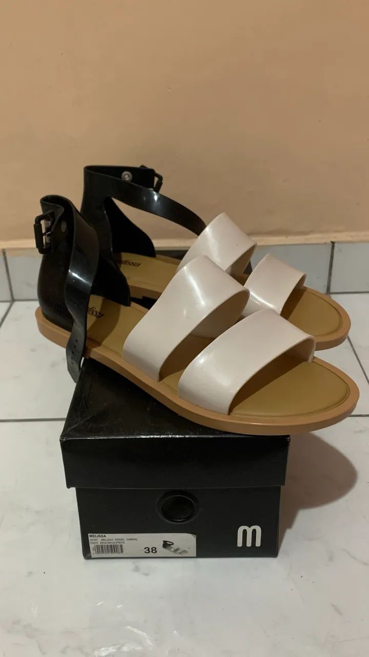 Vendo sandália Melissa original 