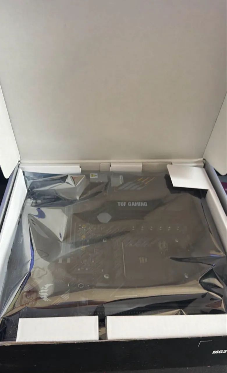  TUF GAMING B560M-PLUS - Foto 4
