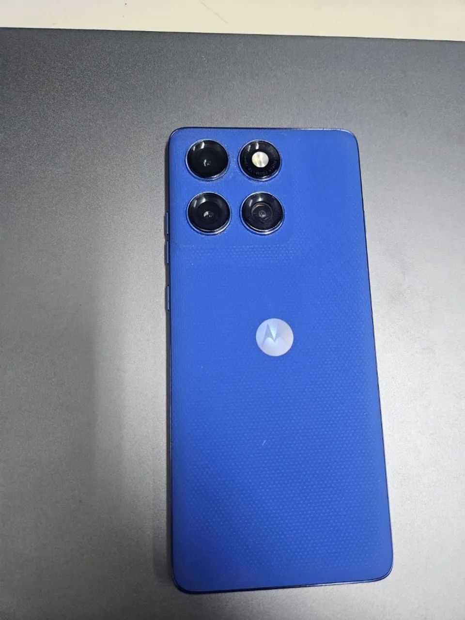 Moto Edge 60 pro impecável  - Foto 3