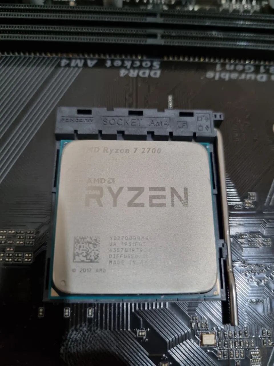 AMD Ryzen 7 2700 - Foto 3