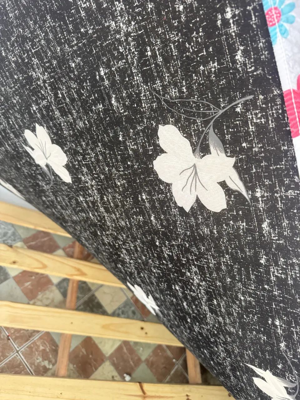 Cama com colchão 