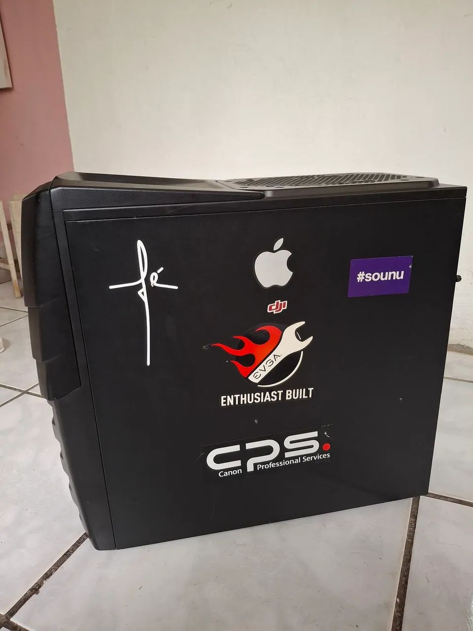Gabinete Cooler Master Full Tower - Foto 2