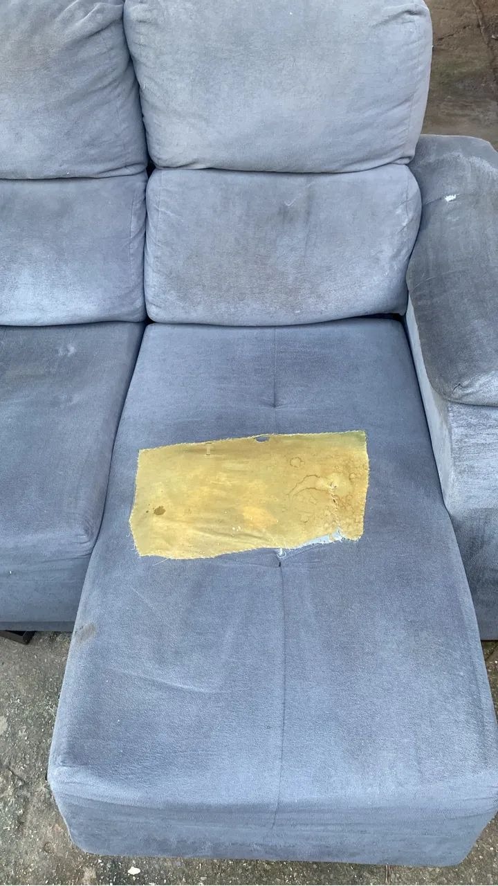 Sofá retrátil usado