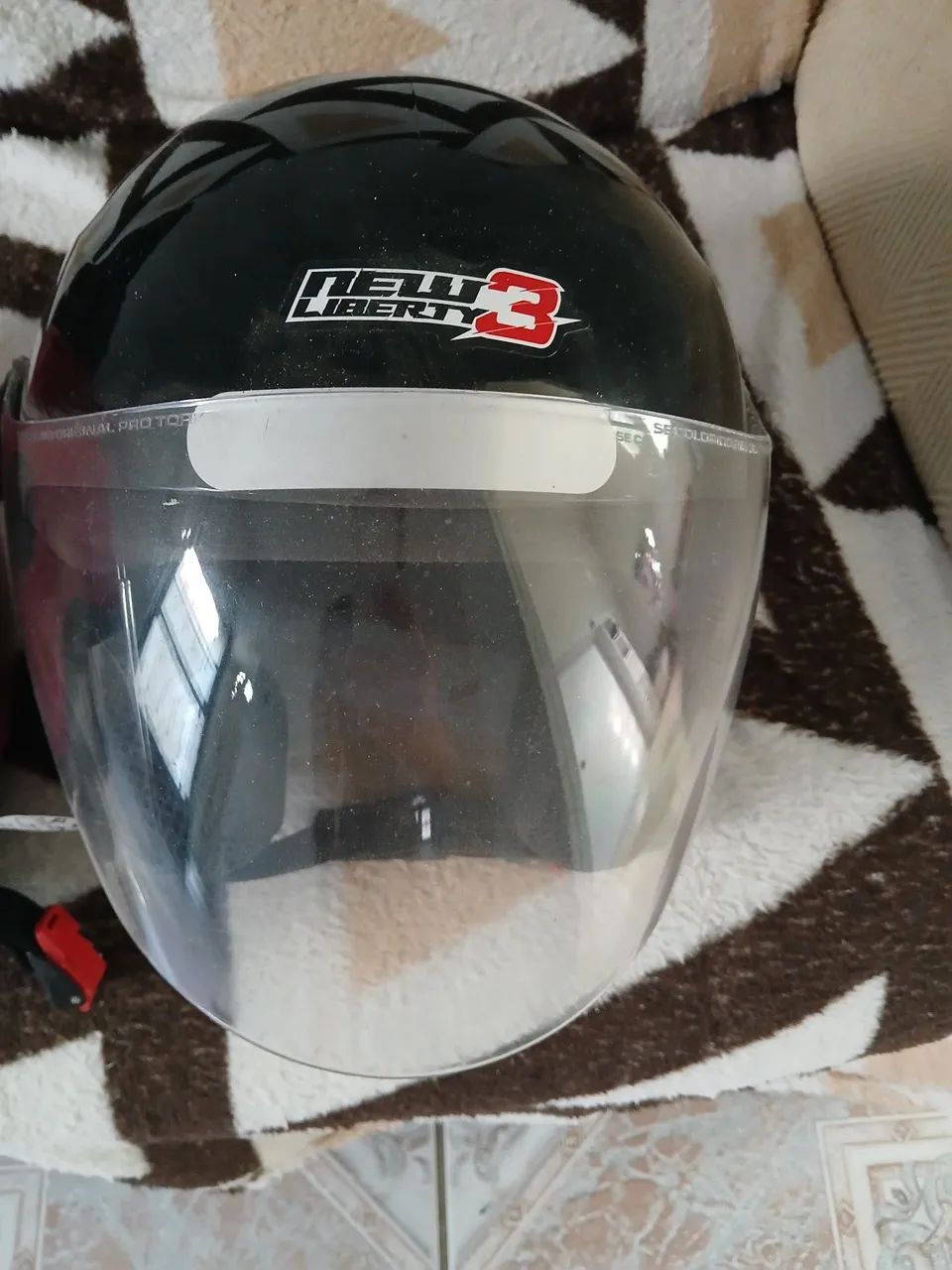 Capacete semi novo . - Foto 3