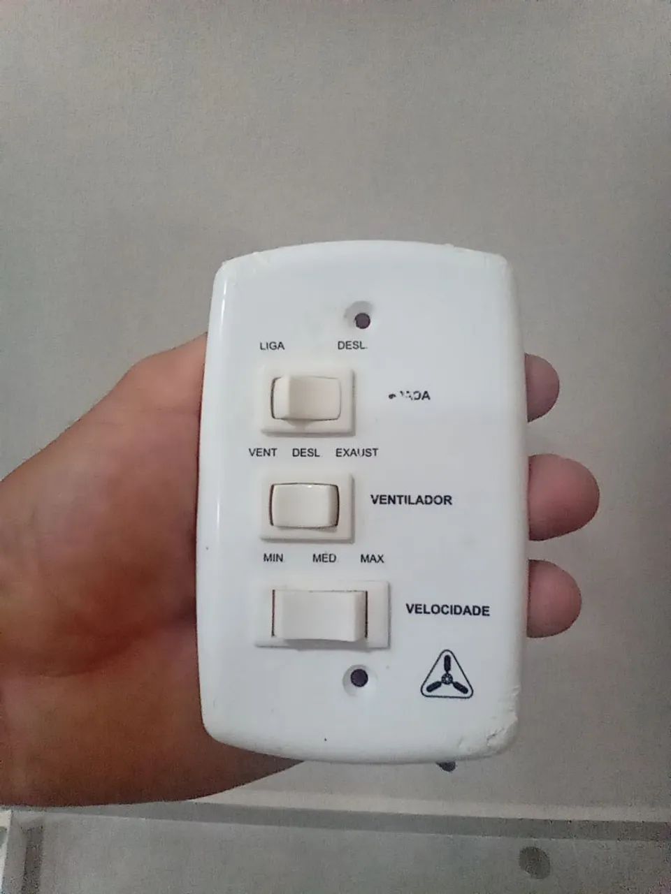 Ventilador de teto funcionando perfeitamente - Foto 5
