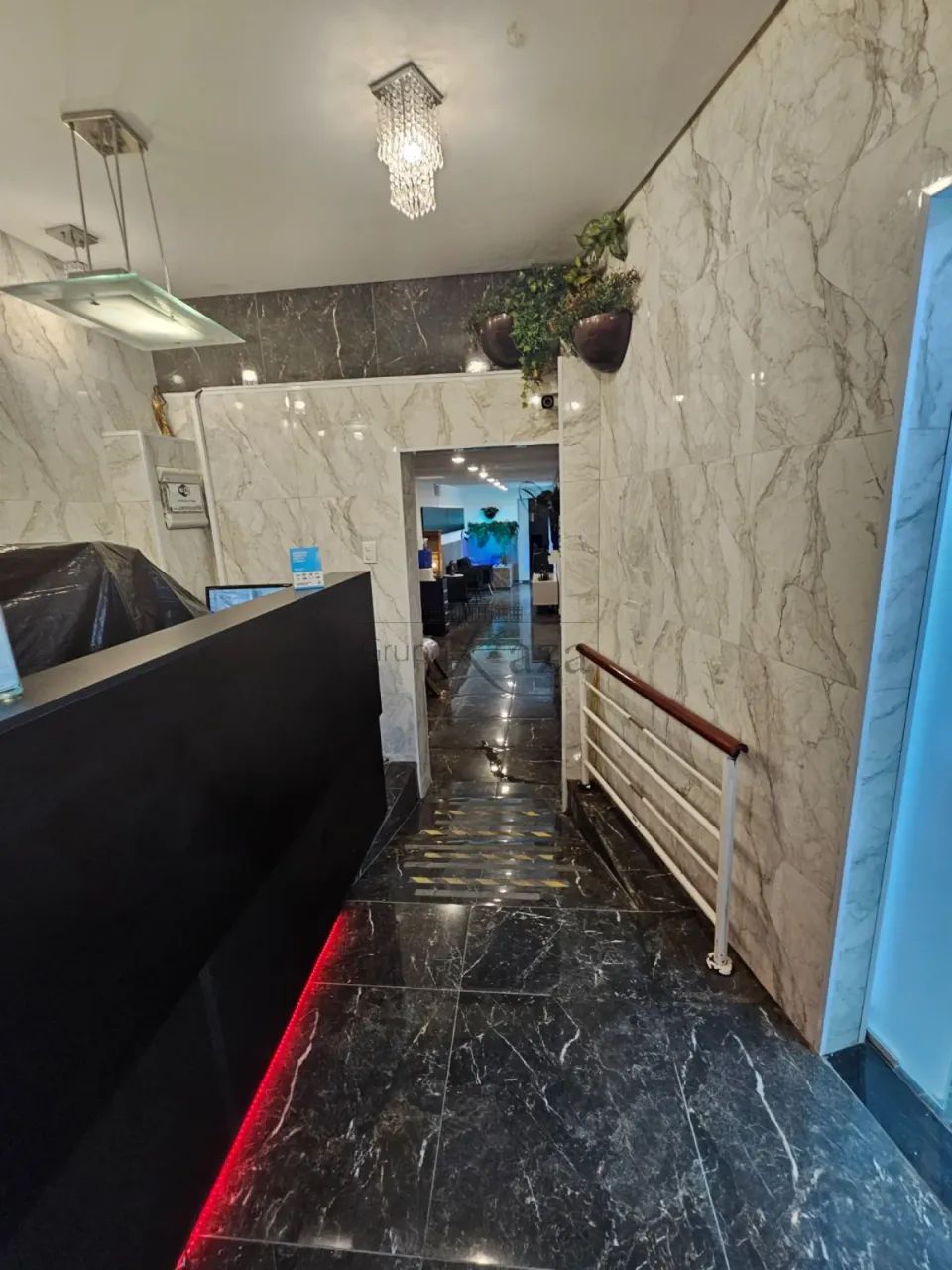 Ponto Comercial - Comercial - No bairro Jardim Satélite - 20m².