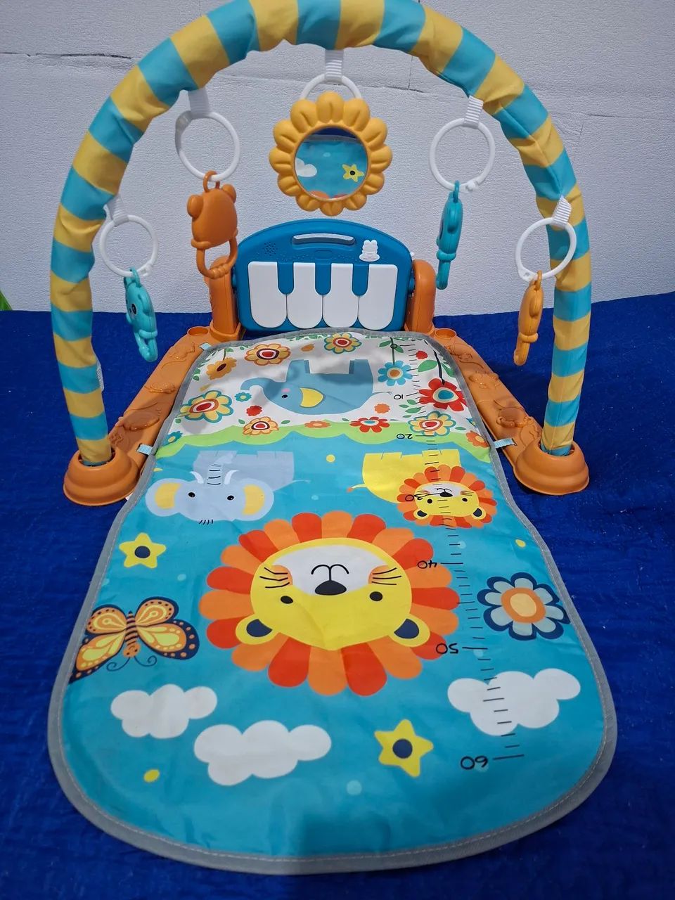 Tapete com piano para bebê, em perfeito estado.  - Foto 3