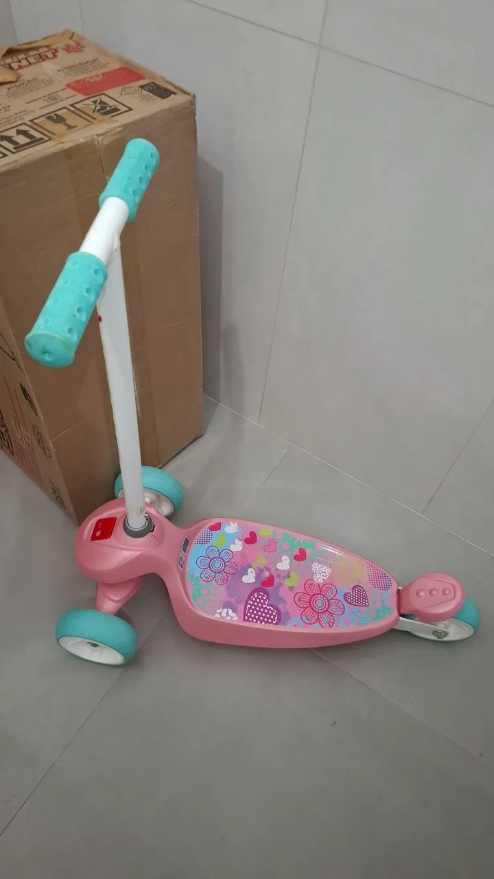 Patinete bandeirantes rosa 3 rodas
