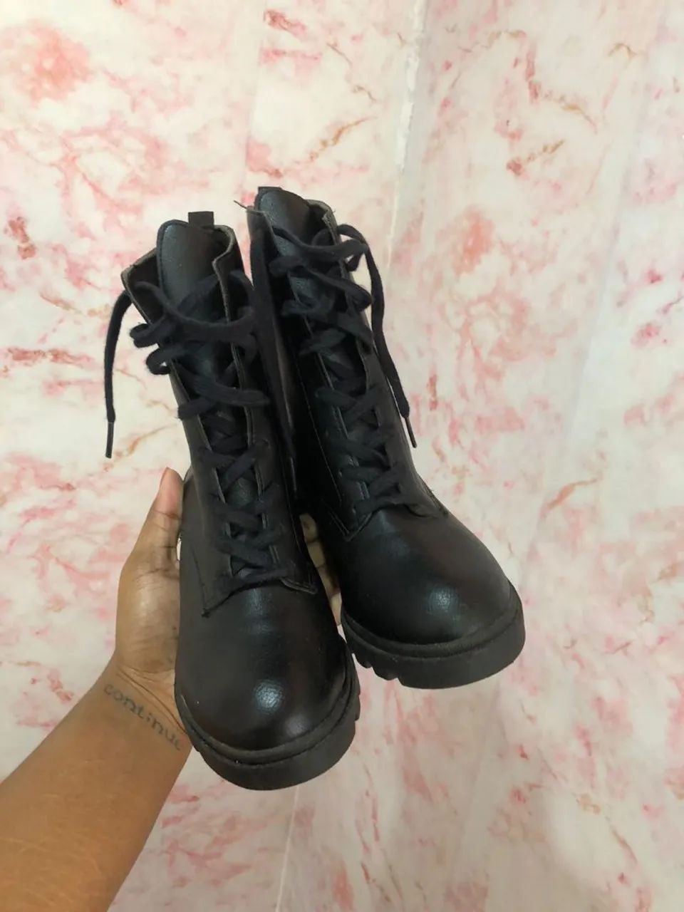 Bota feminina - Foto 2