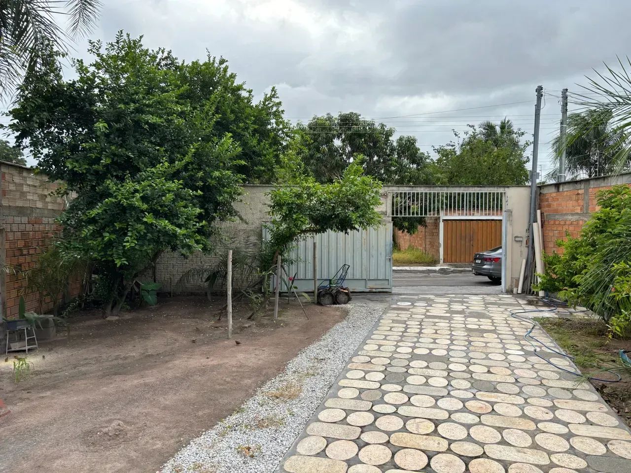 CASA EM ARUANÃ-GO / 02 QTS - LOTE: 403m2 - Foto 3