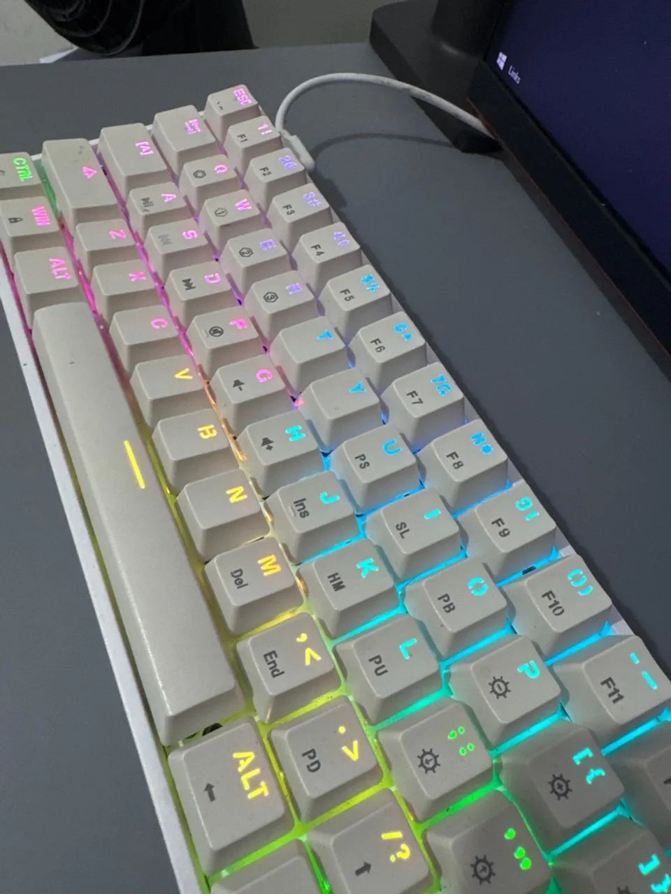 Teclado Mecânico GK 61  - Foto 4