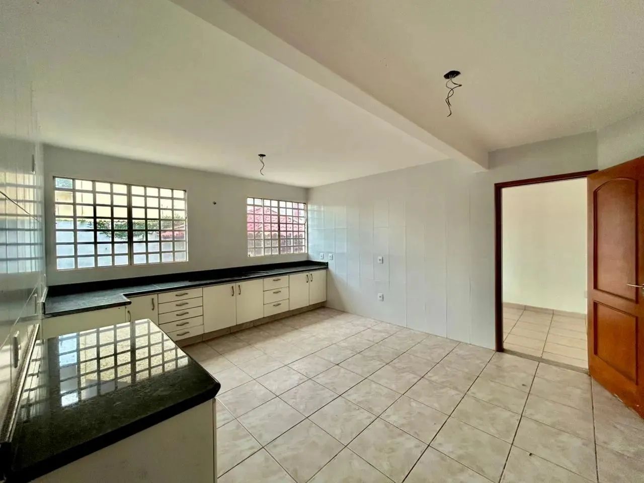 Sobrado à venda no Jardim Ana Lúcia  3 Quartos, 2 Suítes, 200 m² de área construída - Foto 11