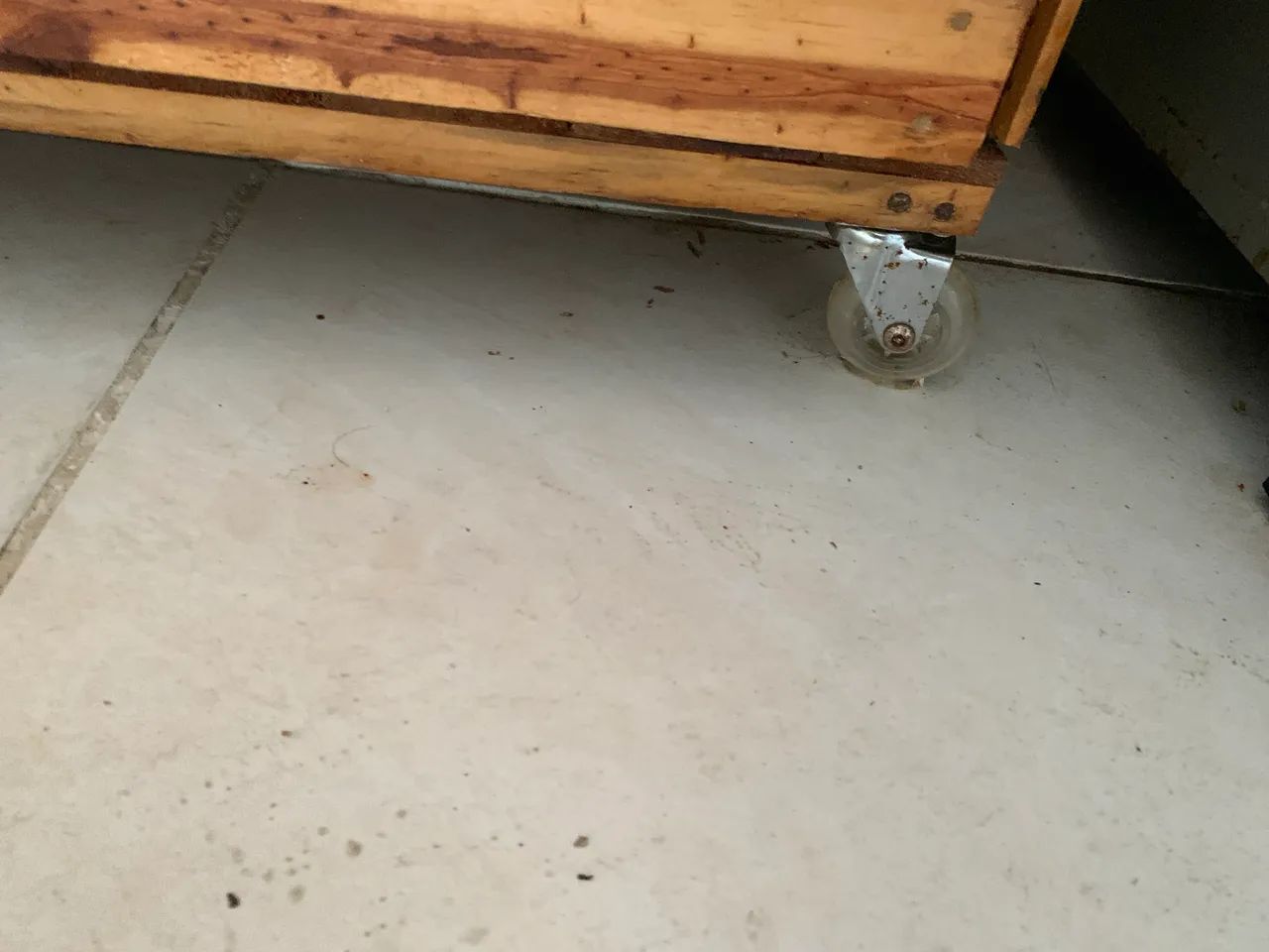 ARMÁRIO COM BANCADA - Foto 2