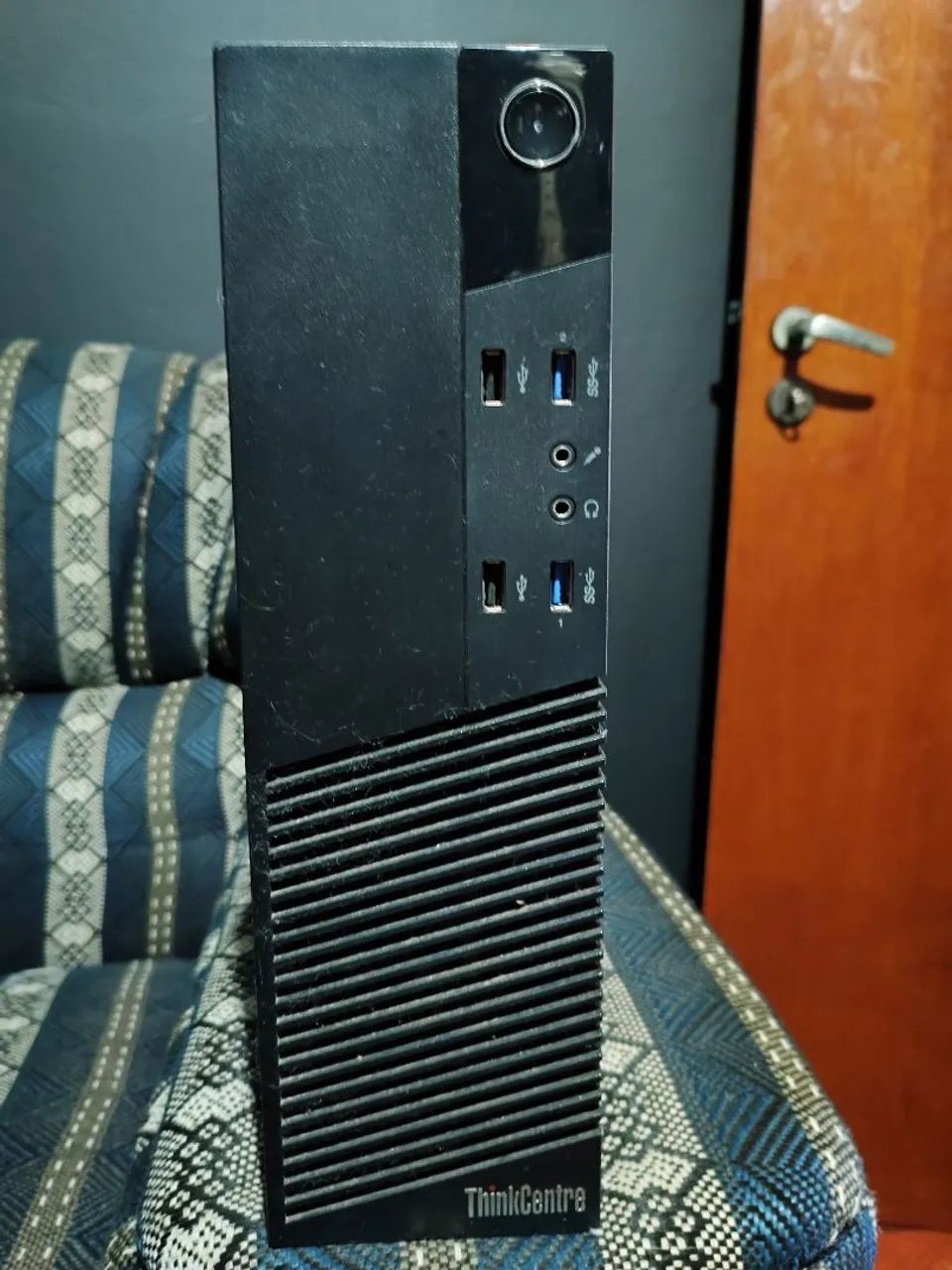 Computador Lenovo ThinkCentre SFF - Intel Core i7 vPro / 8GB / SSD 250GB - Foto 3
