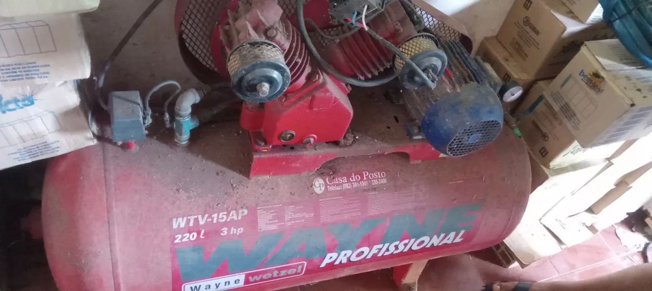 Compressor Profissional Wayne Wetzel WTV-15AP - 220L / 3HP