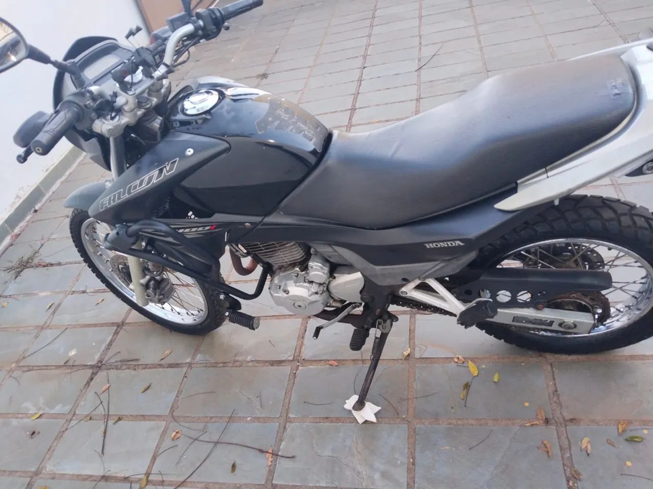 Vendo Falcon 2013. 