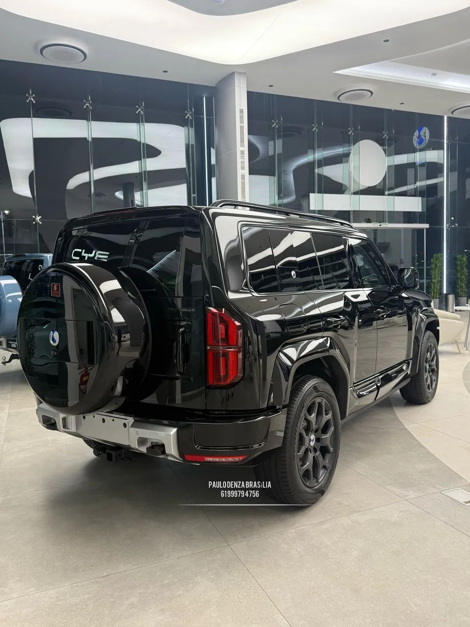 Denza B5 4WD, foto 2 de 6