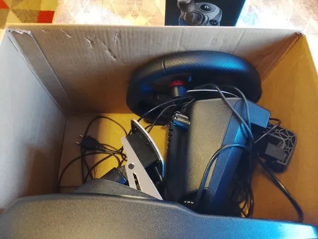 VOLANTE LOGITECH G29 COM CAMBIO - Foto 3