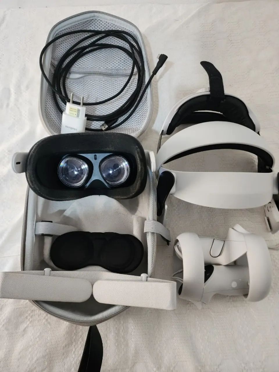 Óculos de Realidade Virtual Meta Quest 2