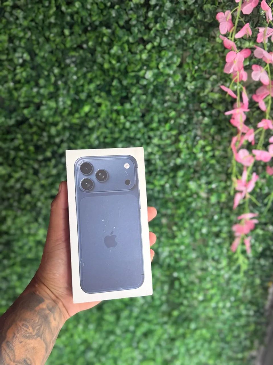 IPHONE 17 PRO MAX 256 LACRADO - Foto 4