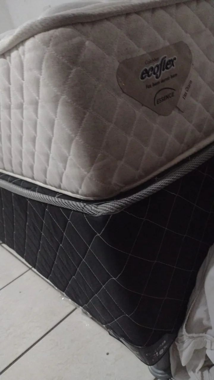 Vendo cama solteiro