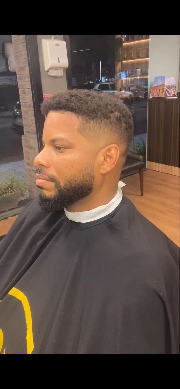 EXPERIÊNCIA DE BARBEARIA NO CONFORTO DA SUA CASA - Foto 2