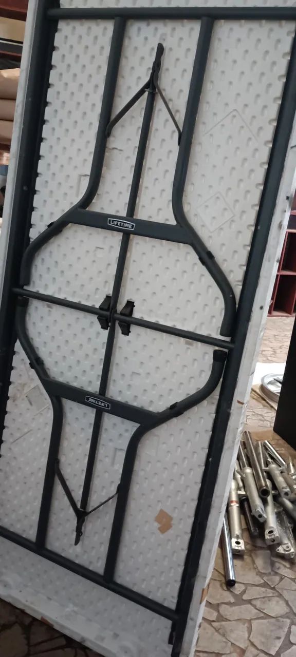  Mesa Dobrável Vira Maleta 1,80m - Reforçada e Prática - Foto 2