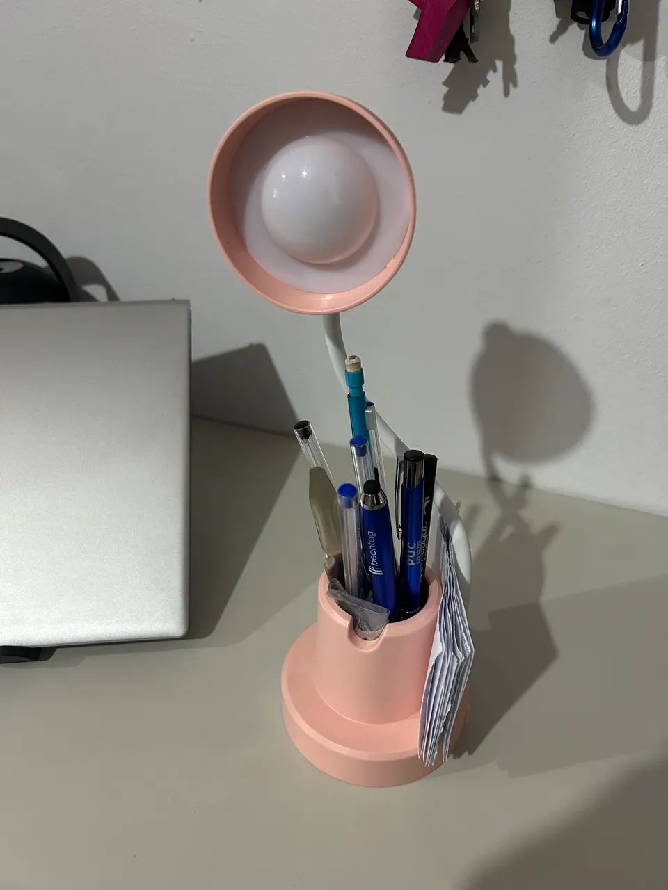 Luminária de led e porta celular  - Foto 3